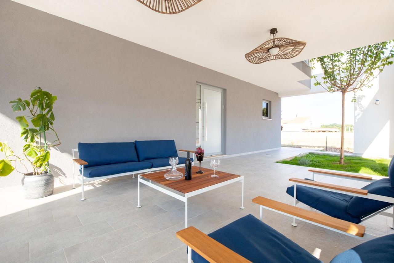 Luxury House Natanel Villa Škrip Exterior foto